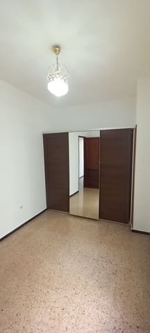 2 soveværelse Lejlighed til leje i Isleta, Las Palmas de Gran Canaria med garage - € 730 (Ref: 9974538)