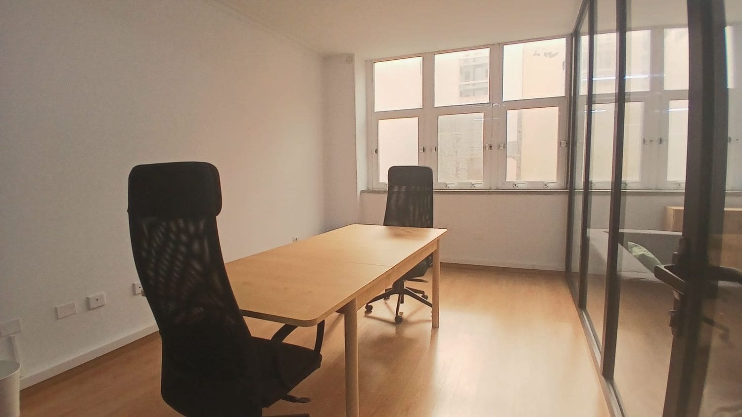 Escritório para arrendar em Las Palmas de Gran Canaria - 950 € (Ref: 9978092)