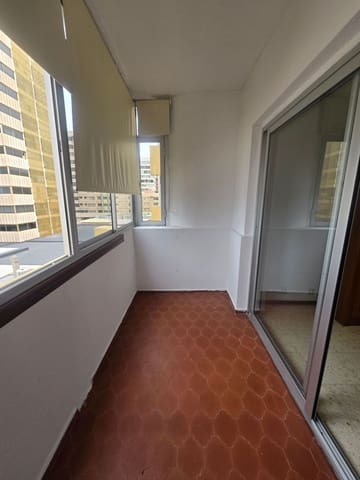 3 slaapkamer Appartement te huur in Arenales - Lugo - Avda. Marítima, Las Palmas de Gran Canaria met garage - € 1.000 (Ref: 9993750)