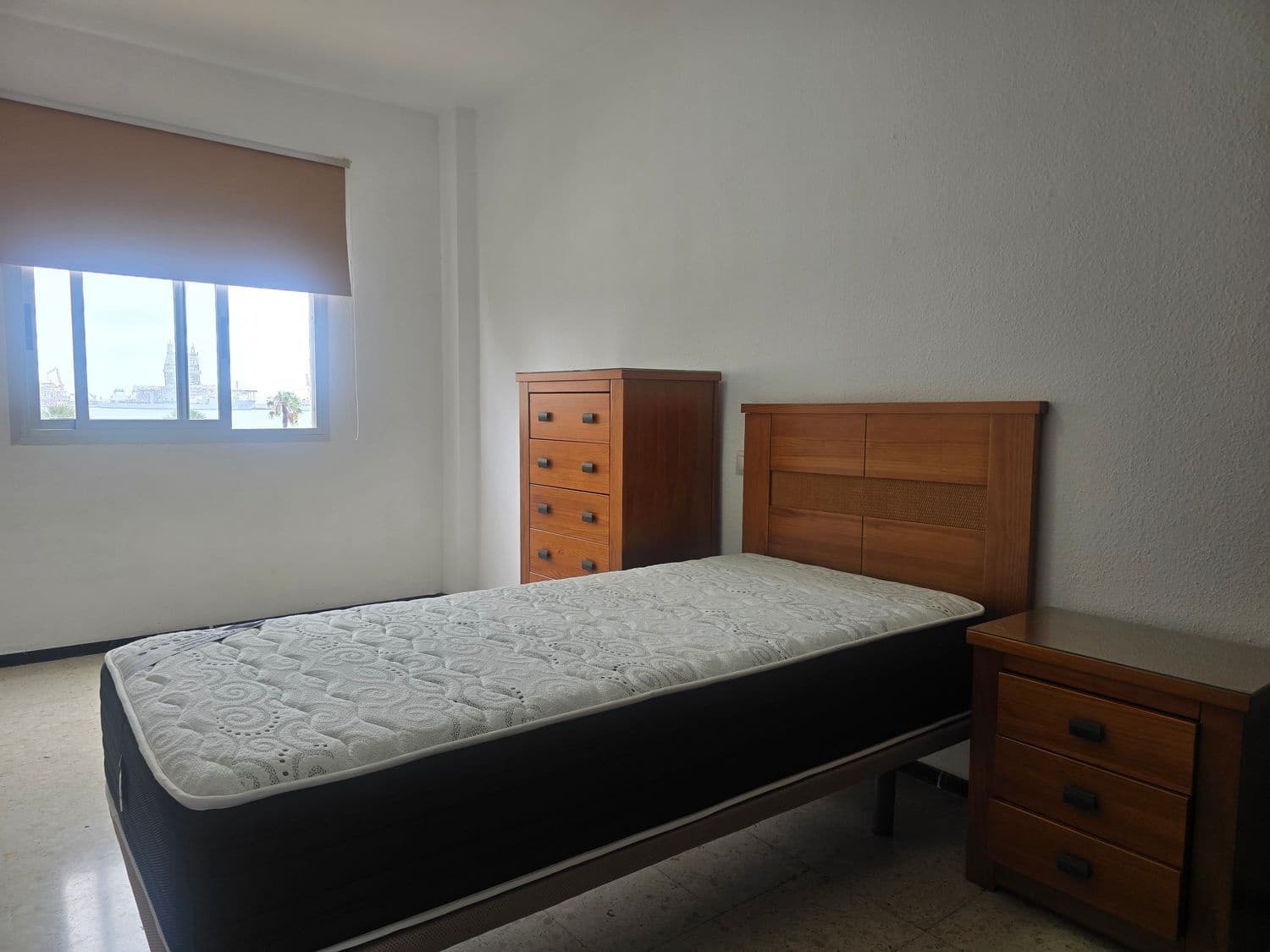 Appartement de 3 chambres à louer à Las Palmas de Gran Canaria avec garage - 1 000 € (Ref: 9993750)