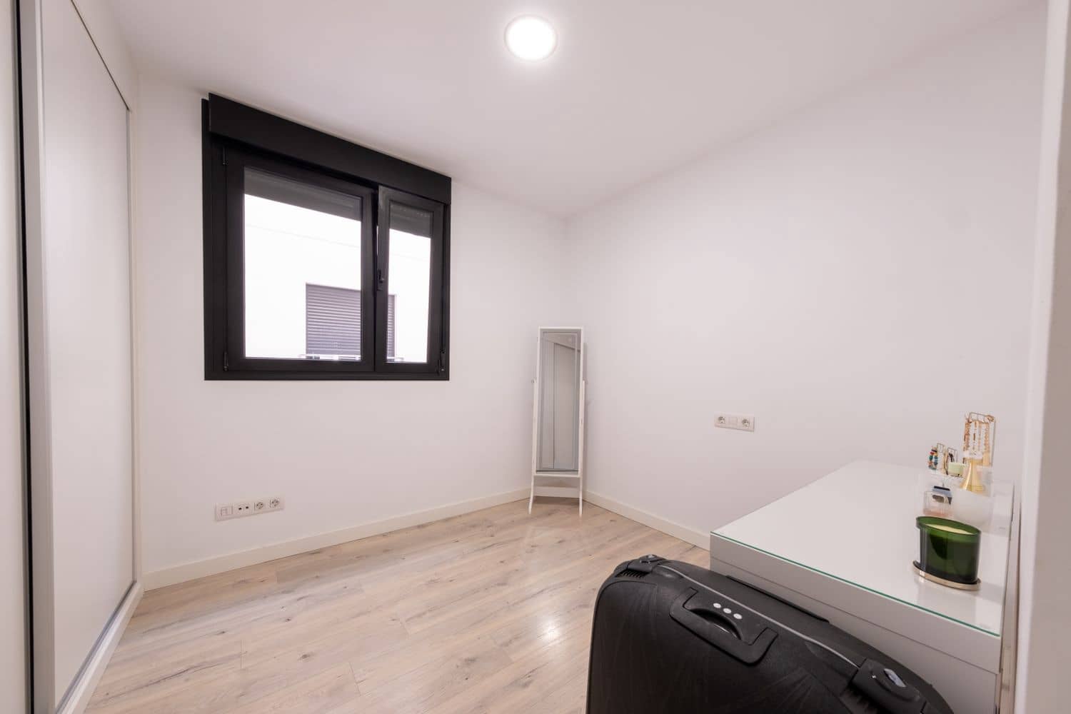 3 soveværelse Lejlighed til salg i Las Palmas de Gran Canaria med swimmingpool garage - € 370.000 (Ref: 9997967)