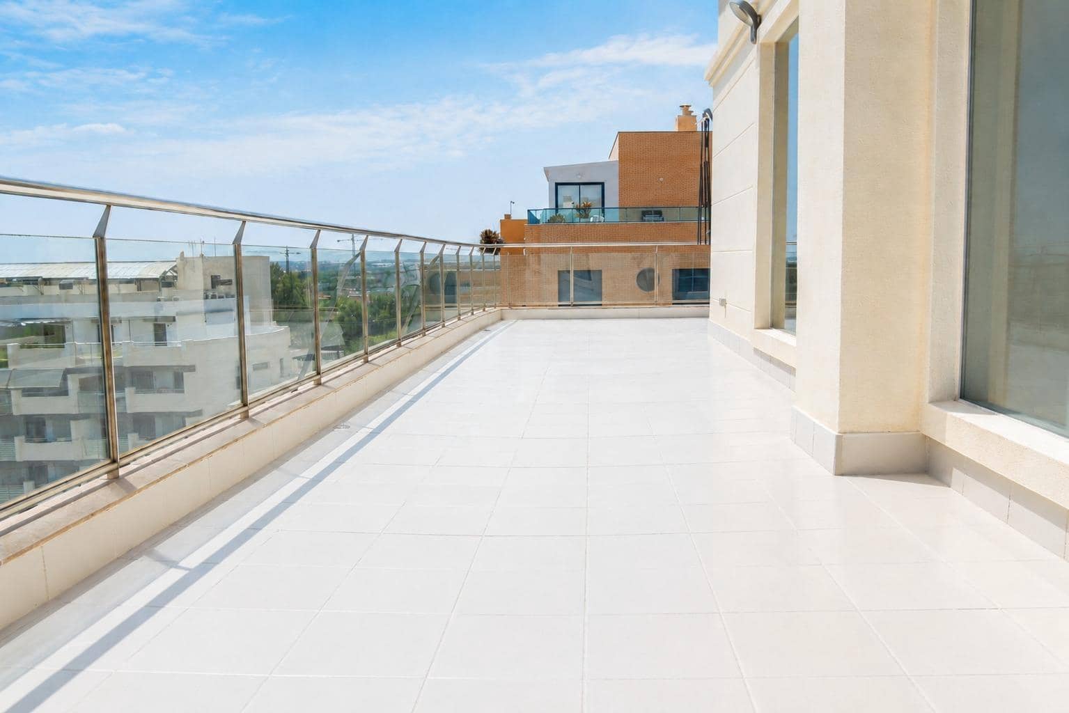 3 chambre Penthouse à vendre à Roquetas de Mar avec piscine - 598 000 € (Ref: 10029225)