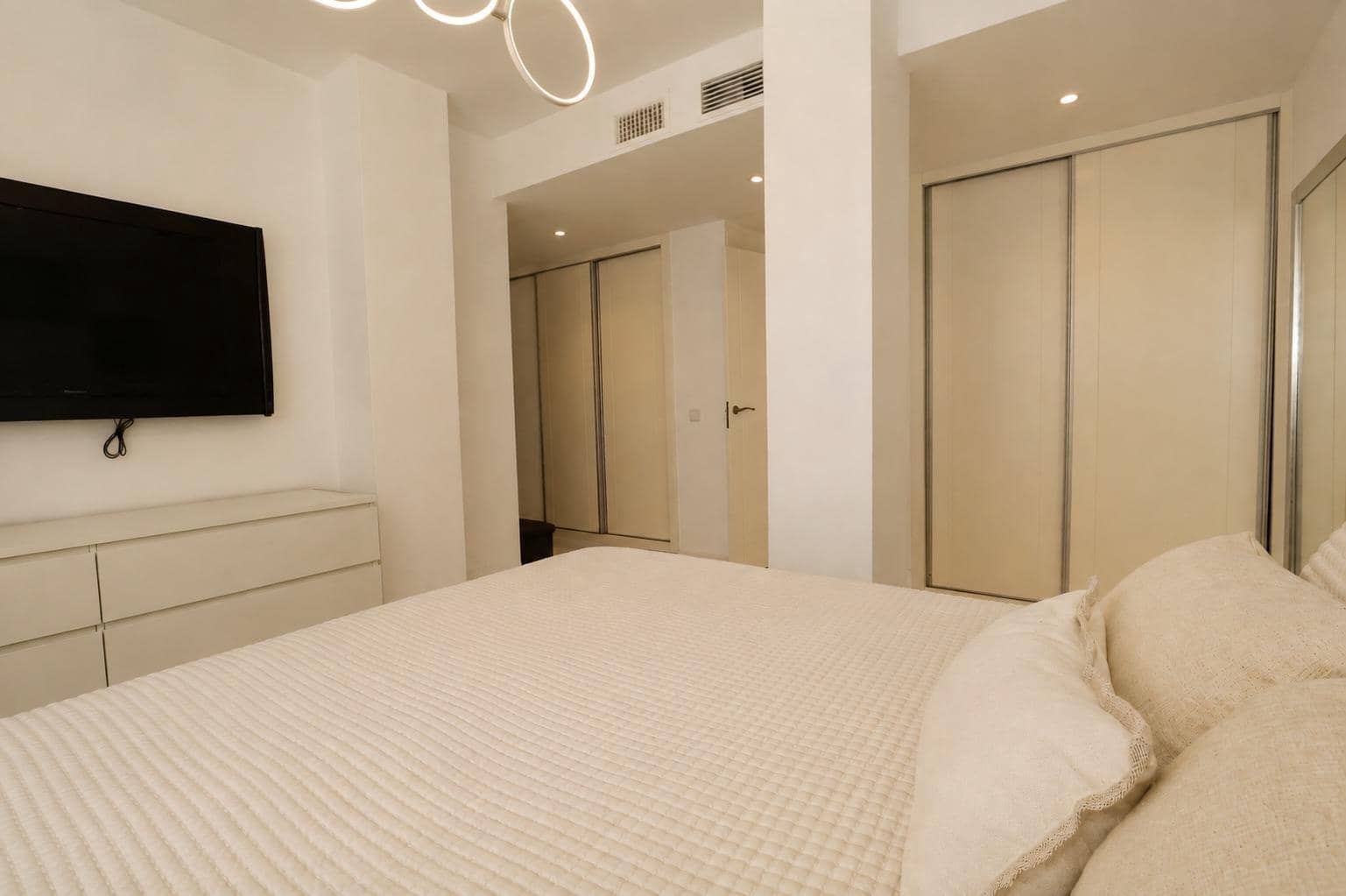 3 chambre Penthouse à vendre à Roquetas de Mar avec piscine - 598 000 € (Ref: 10029225)