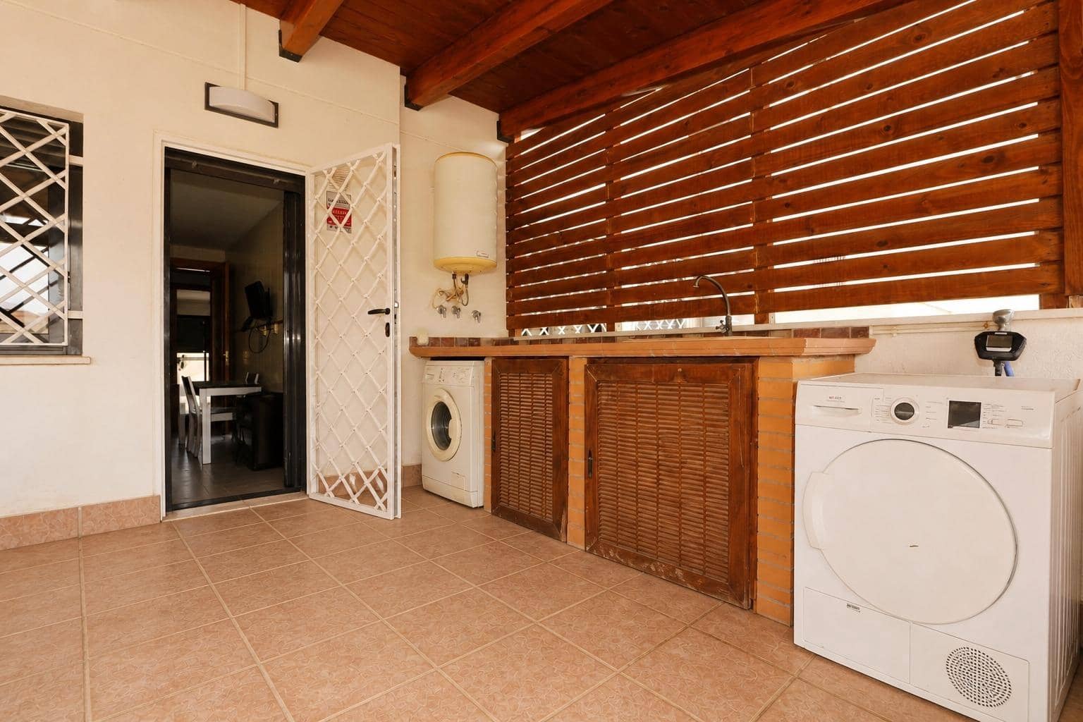 Piso de 3 habitaciones en Mazarrón en alquiler con garaje - 750 € (Ref: 10038719)