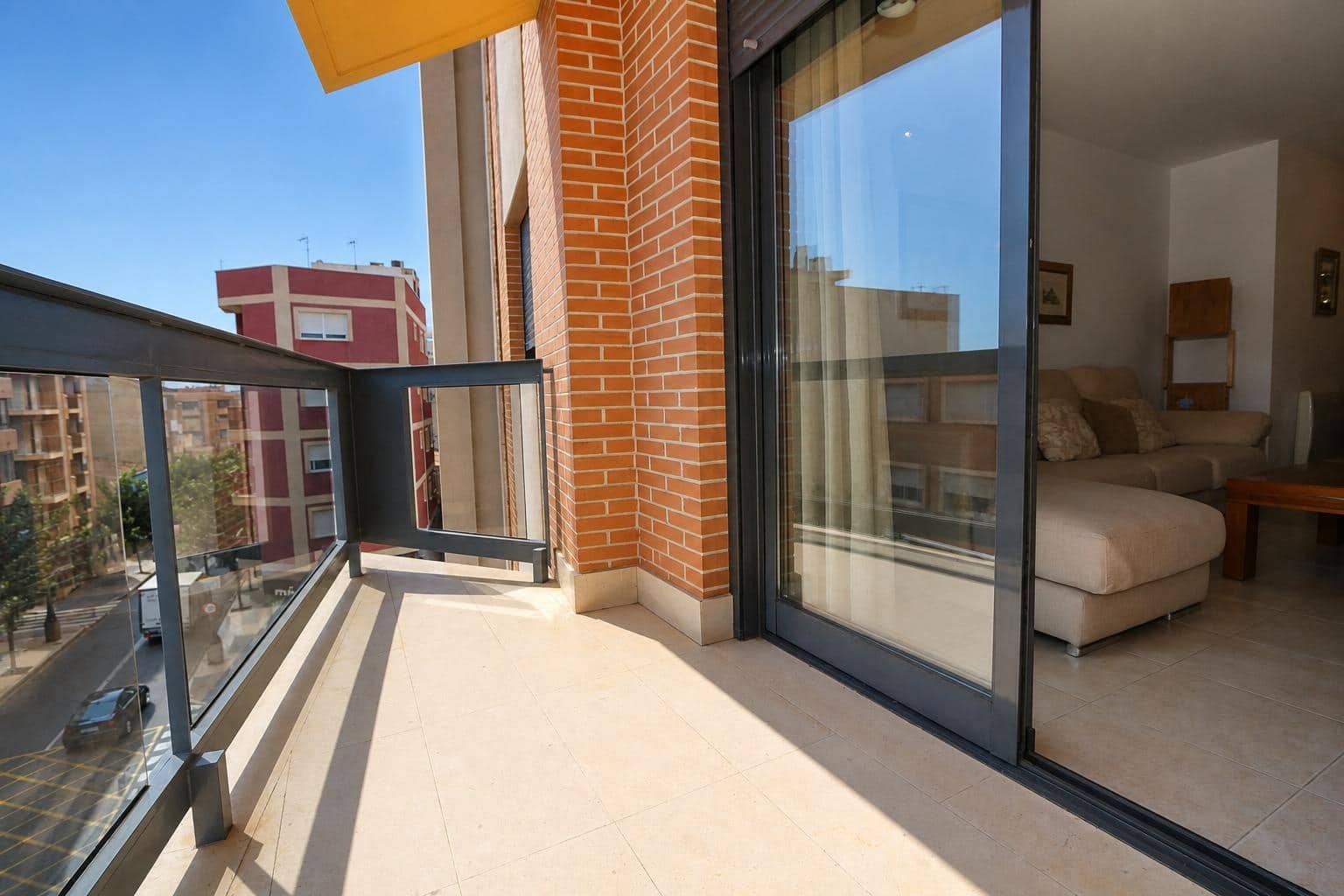 Piso de 3 habitaciones en Mazarrón en alquiler con garaje - 750 € (Ref: 10038719)