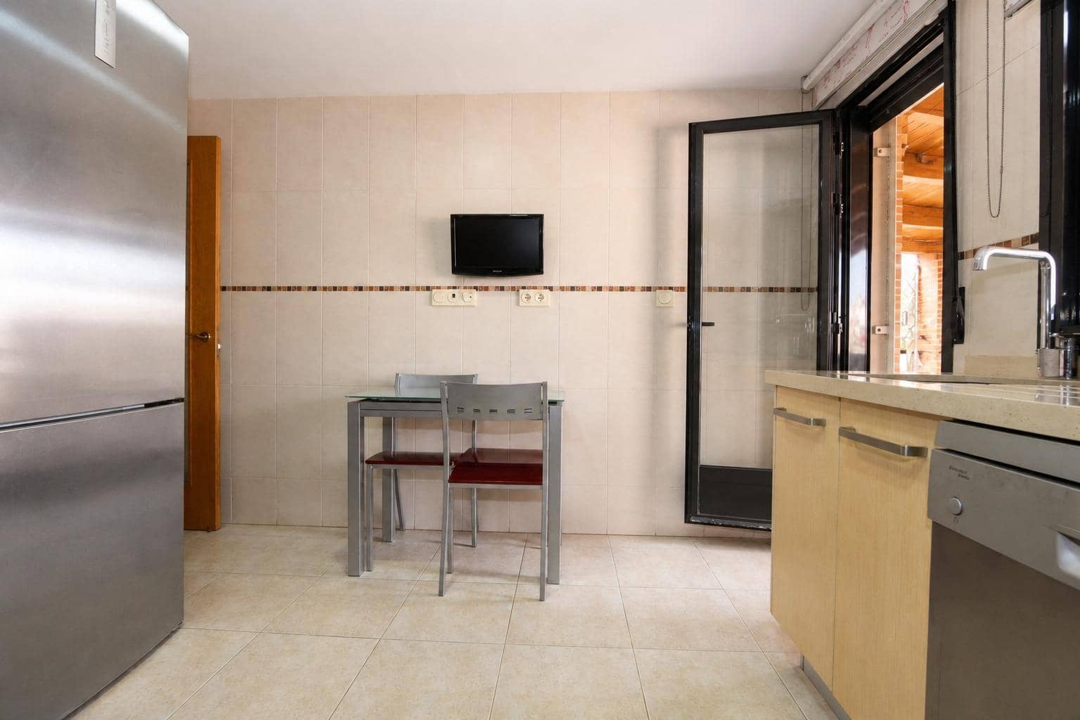 Piso de 3 habitaciones en Mazarrón en alquiler con garaje - 750 € (Ref: 10038719)
