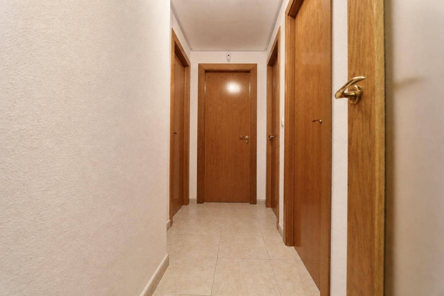 Piso de 3 habitaciones en Mazarrón en alquiler con garaje - 750 € (Ref: 10038719)