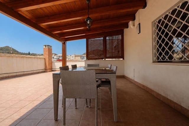 Piso de 3 habitaciones en Mazarrón en alquiler con garaje - 750 € (Ref: 10038719)