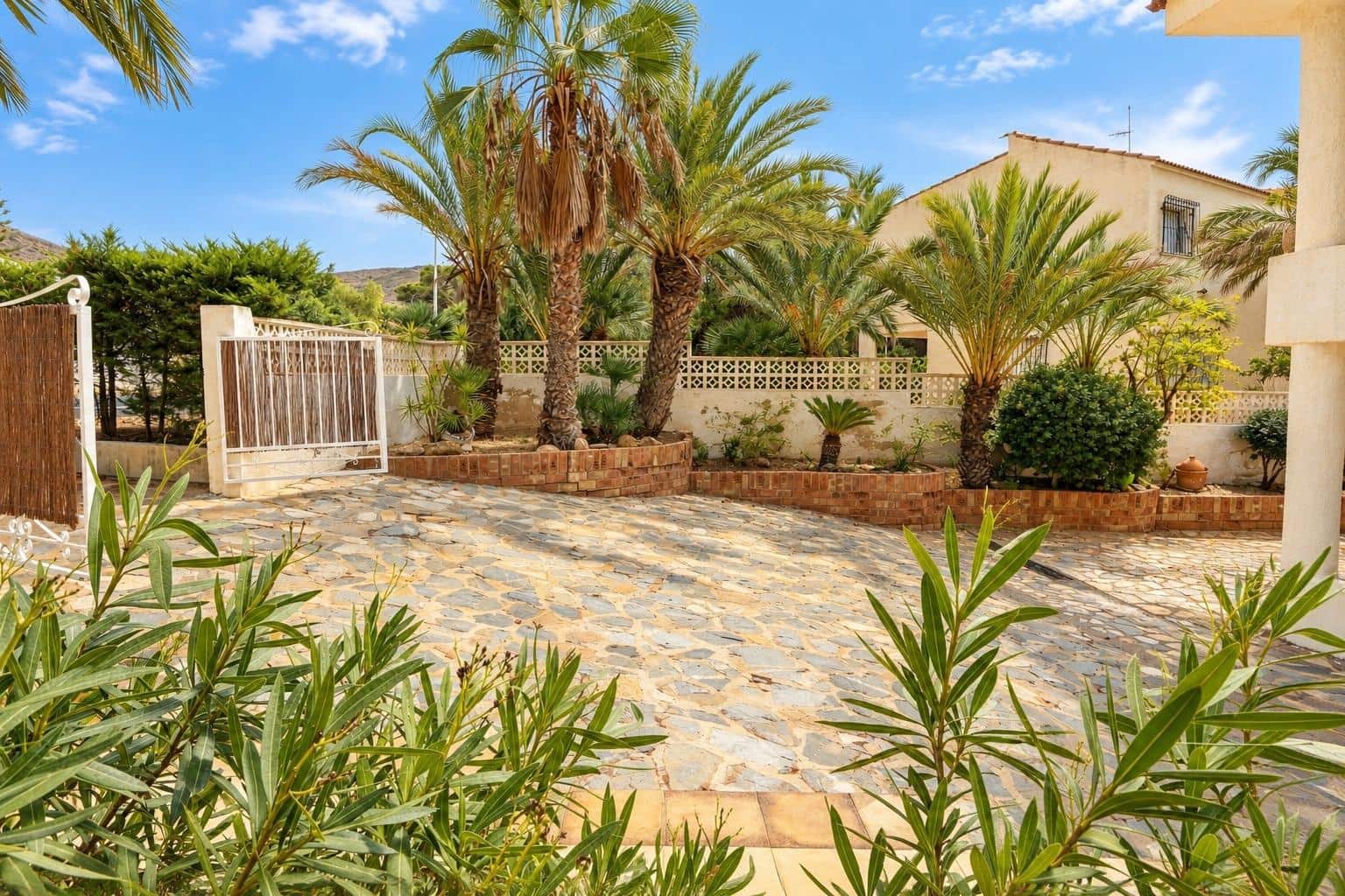4 slaapkamer Villa te koop in La Azohia met garage - € 498.000 (Ref: 10166853)
