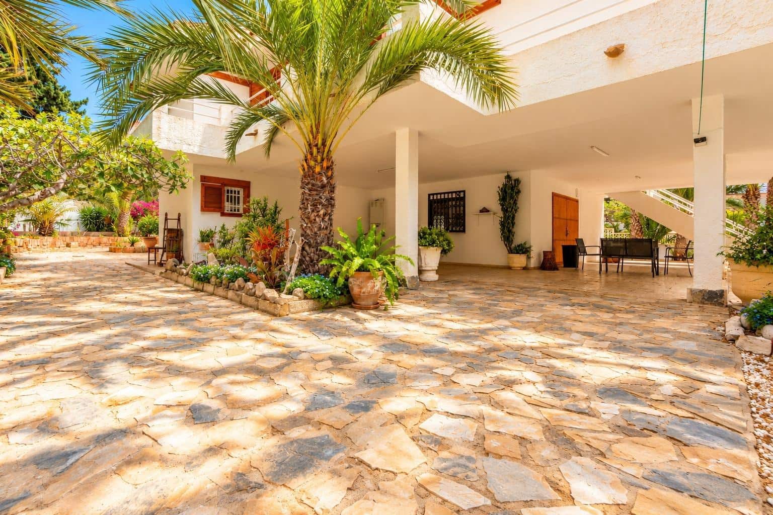 4 slaapkamer Villa te koop in La Azohia met garage - € 498.000 (Ref: 10166853)