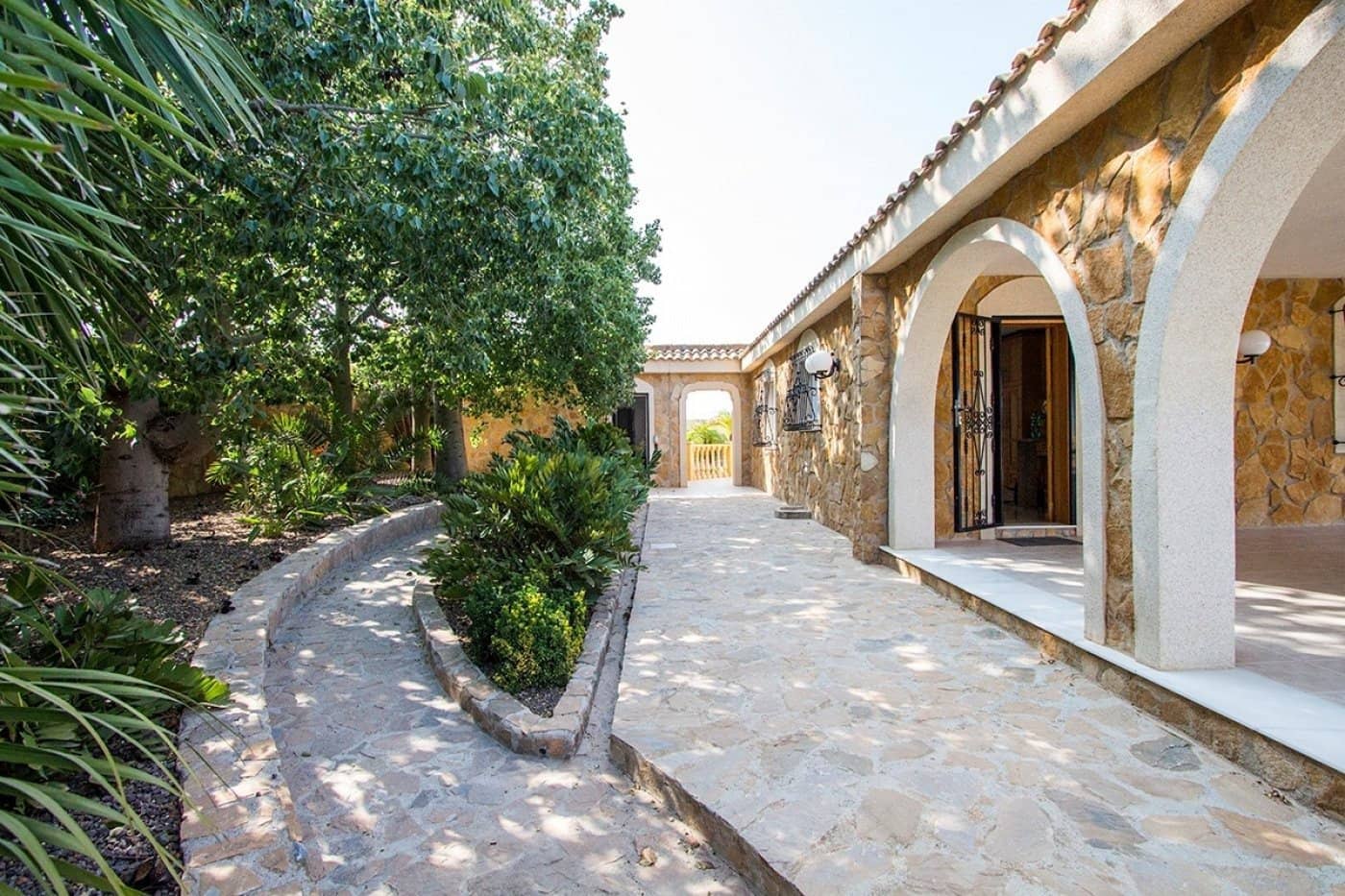 Chalet de 6 habitaciones en Camposol en venta con piscina garaje - 780.000 € (Ref: 4925114)