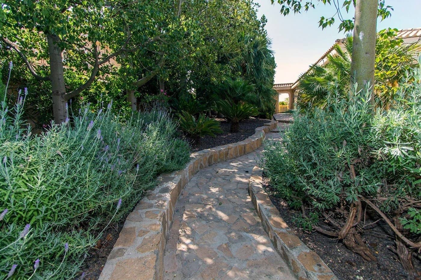 6 soverom Villa til salgs i Mazarron med svømmebasseng garasje - € 695 000 (Ref: 8669173)