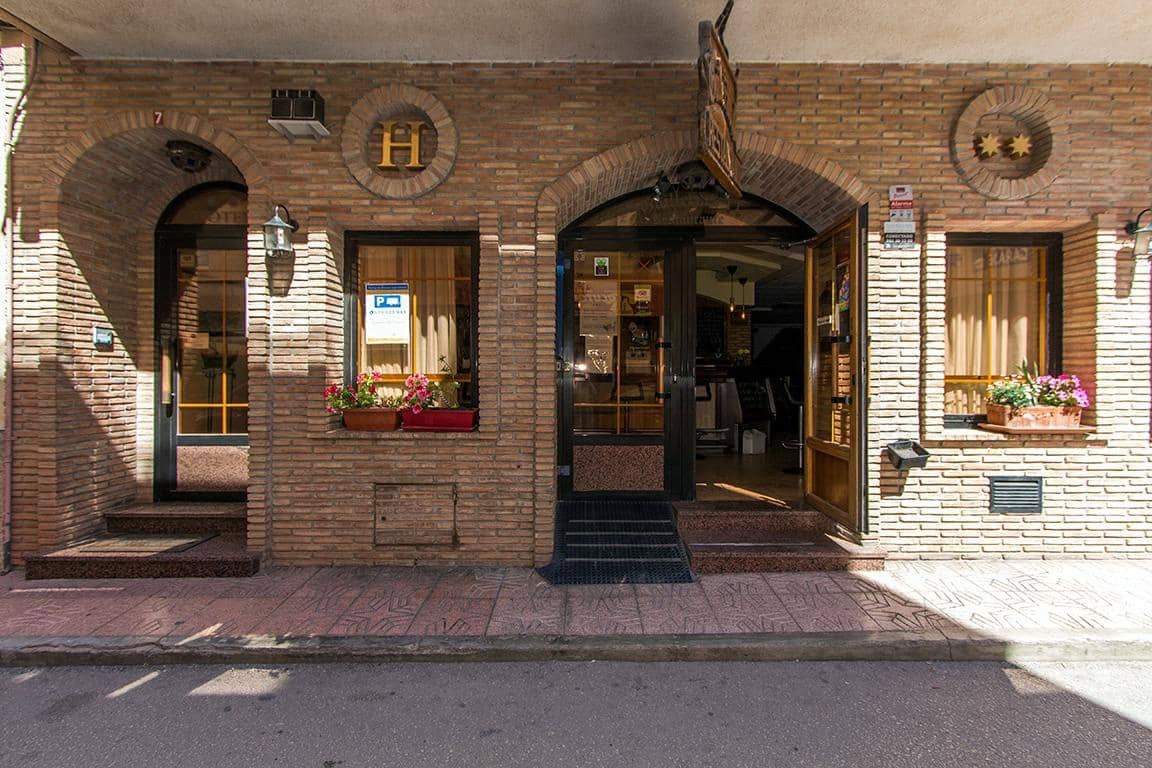 14 quarto Hotel para venda em Mazarron - 450 000 € (Ref: 8676021)