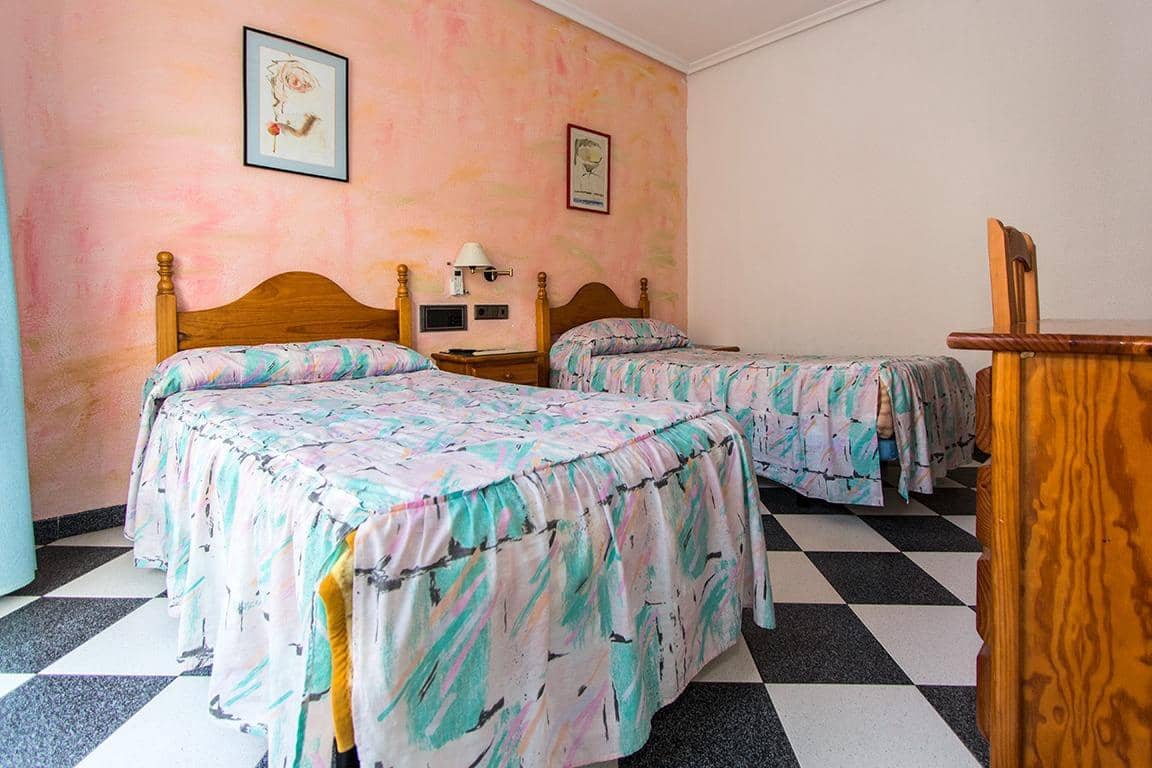 14 quarto Hotel para venda em Mazarron - 450 000 € (Ref: 8676021)