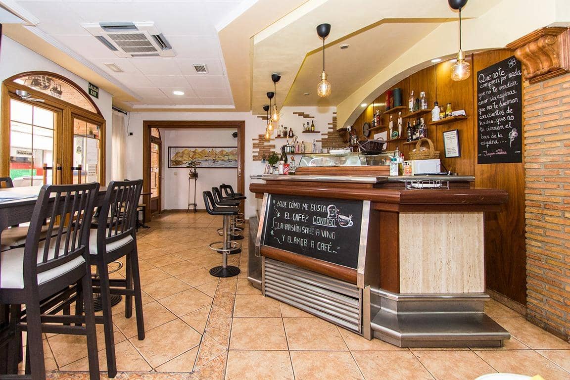 14 quarto Hotel para venda em Mazarron - 450 000 € (Ref: 8676021)