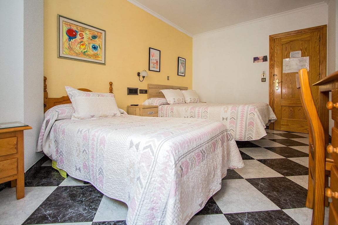 14 quarto Hotel para venda em Mazarron - 450 000 € (Ref: 8676021)