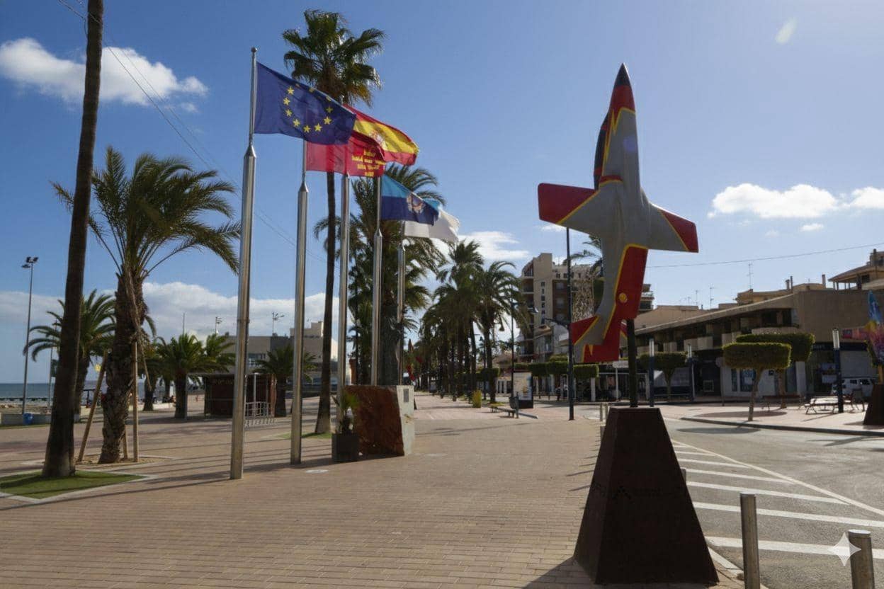 4 soverom Leilighet til salgs i Santiago de la Ribera med garasje - € 162 000 (Ref: 9502595)