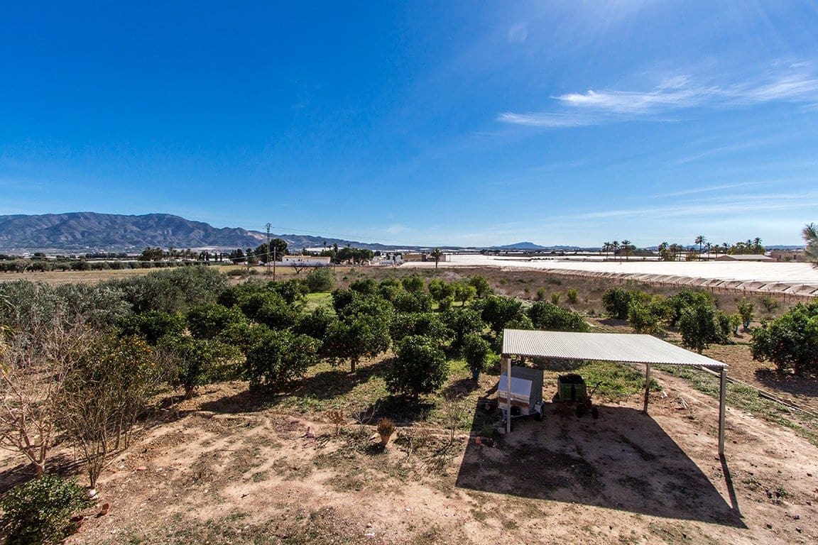 4 bedroom Villa for sale in Alhama de Murcia with garage - € 350,000 (Ref: 9502596)