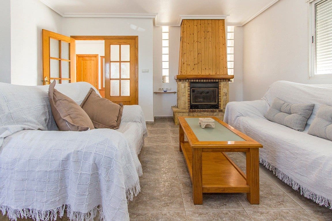 4 bedroom Villa for sale in Alhama de Murcia with garage - € 350,000 (Ref: 9502596)