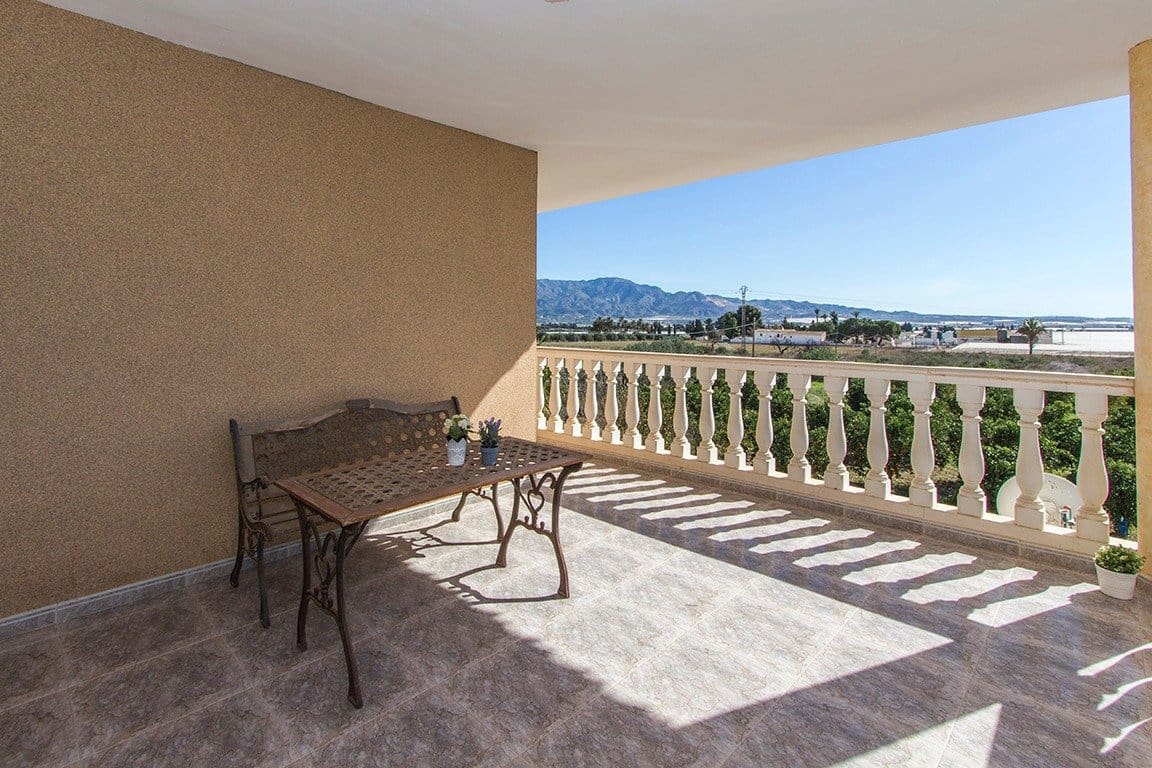 4 bedroom Villa for sale in Alhama de Murcia with garage - € 350,000 (Ref: 9502596)