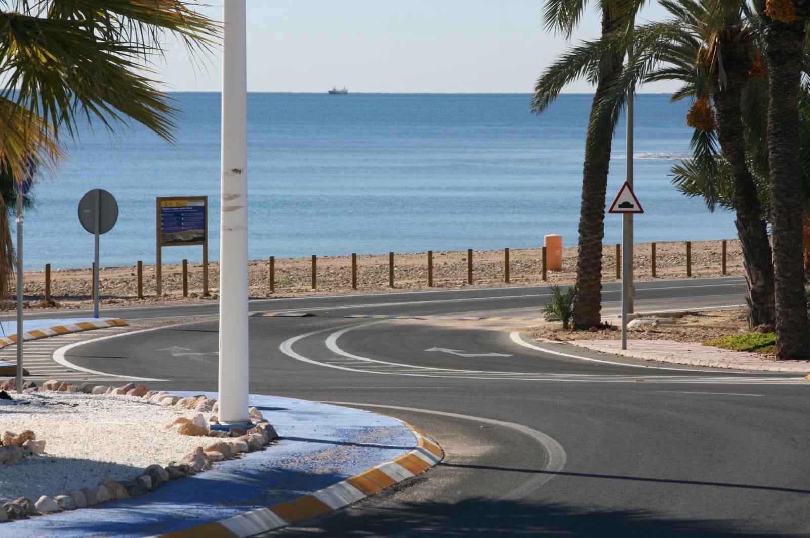 3 bedroom Semi-detached Villa for sale in Alamillo - € 284,500 (Ref: 9599686)