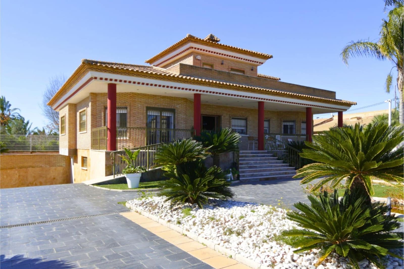 6 soveværelse Villa til salg i Torreaguera med swimmingpool garage - € 850.000 (Ref: 9679991)