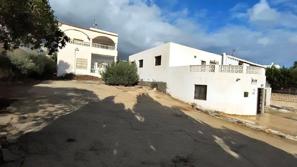 9 makuuhuone Huvila myytävänä paikassa Mojacar mukana 
autotalli - 1 200 000 € (Ref: 9486892)