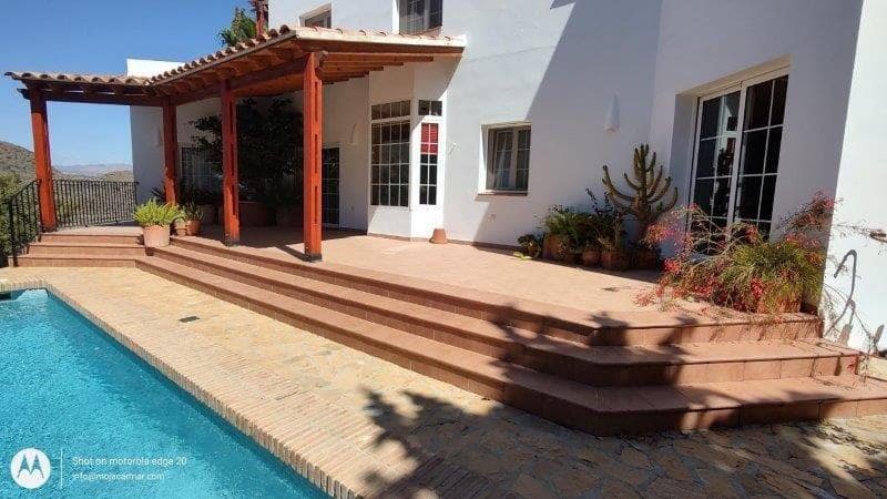 Chalet de 4 habitaciones en Mojácar en venta con piscina garaje - 590.000 € (Ref: 9486893)