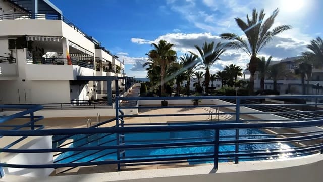 2 makuuhuone Huoneisto myytävänä paikassa Mojácar mukana uima-altaan 
autotalli - 219 950 € (Ref: 9486897)