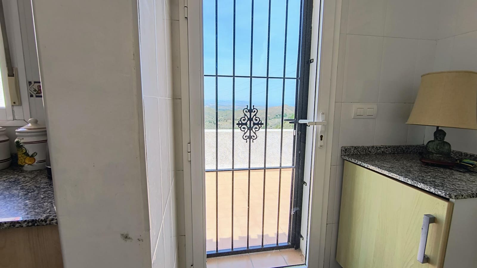 4 makuuhuone Huvila myytävänä paikassa Turre mukana 
autotalli - 369 950 € (Ref: 9486901)