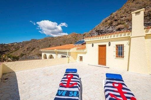 4 bedroom Villa for sale in Mojacar with pool garage - € 610,000 (Ref: 9486904)