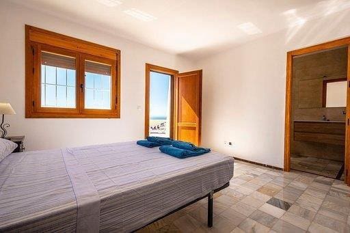 4 bedroom Villa for sale in Mojacar with pool garage - € 610,000 (Ref: 9486904)