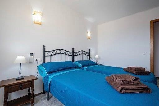 4 bedroom Villa for sale in Mojacar with pool garage - € 610,000 (Ref: 9486904)