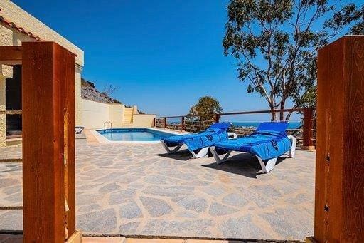 4 bedroom Villa for sale in Mojacar with pool garage - € 610,000 (Ref: 9486904)