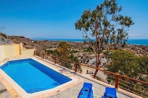 4 bedroom Villa for sale in Mojacar with pool garage - € 610,000 (Ref: 9486904)