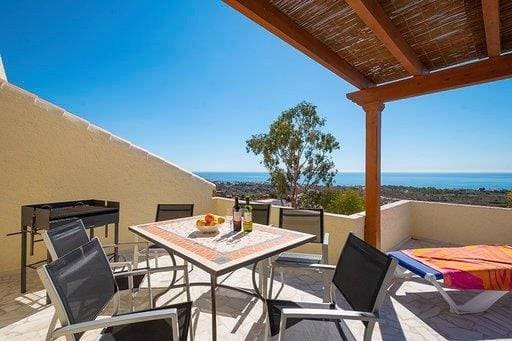 4 bedroom Villa for sale in Mojacar with pool garage - € 610,000 (Ref: 9486904)