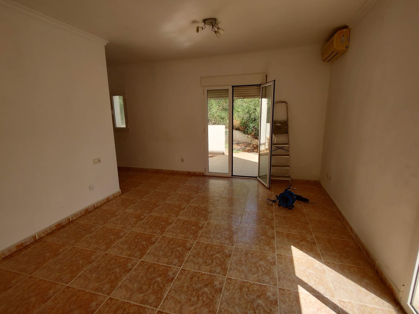 6 bedroom Villa for sale in Mojacar with pool garage - € 585,000 (Ref: 9539874)