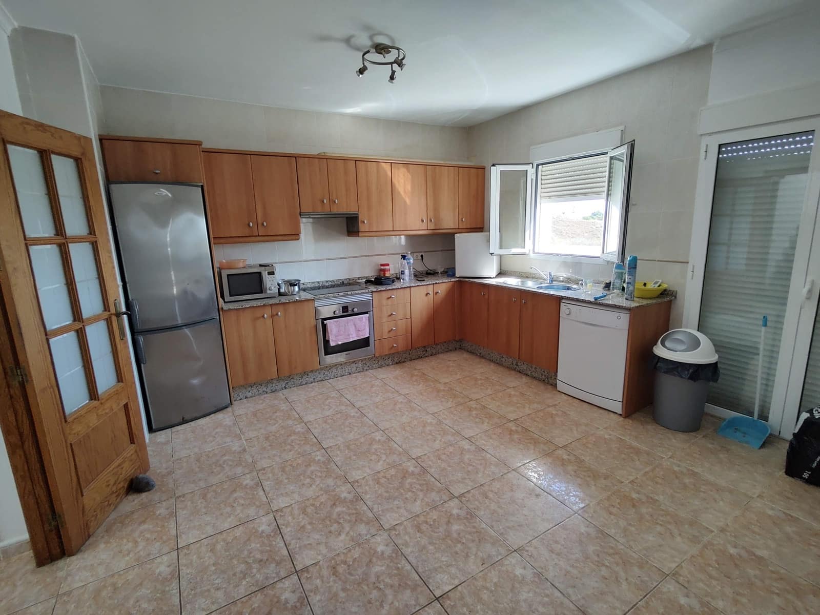 6 bedroom Villa for sale in Mojacar with pool garage - € 585,000 (Ref: 9539874)