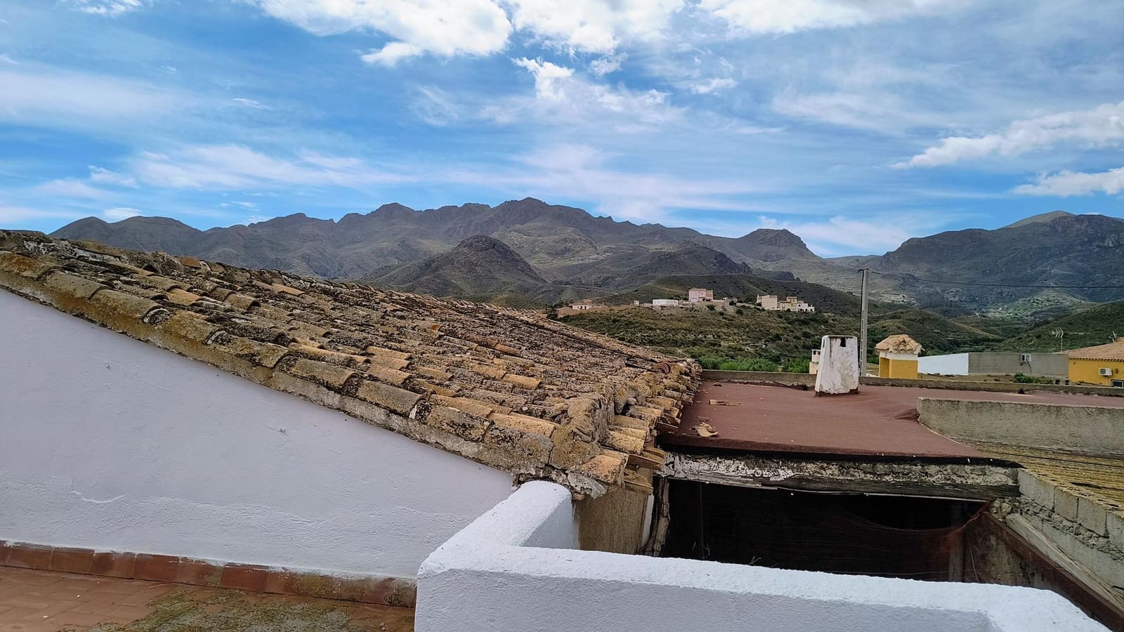 2 bedroom Finca/Country House for sale in Turre - € 95,000 (Ref: 9547545)