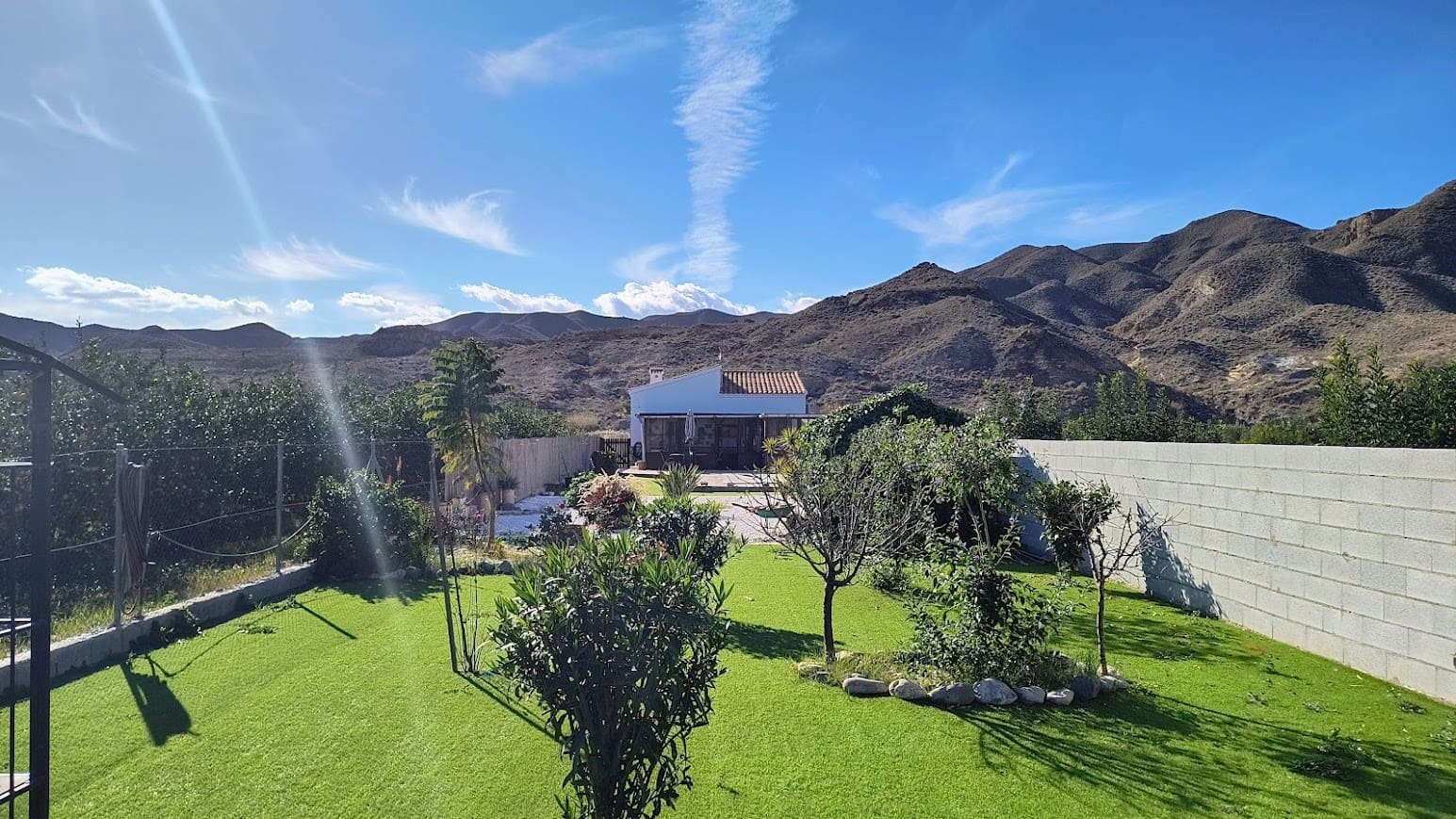 2 bedroom Villa for sale in Cuevas del Almanzora with pool garage - € 189,950 (Ref: 9547547)