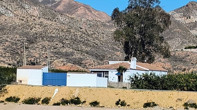 2 bedroom Villa for sale in Cuevas del Almanzora with pool garage - € 189,950 (Ref: 9547547)