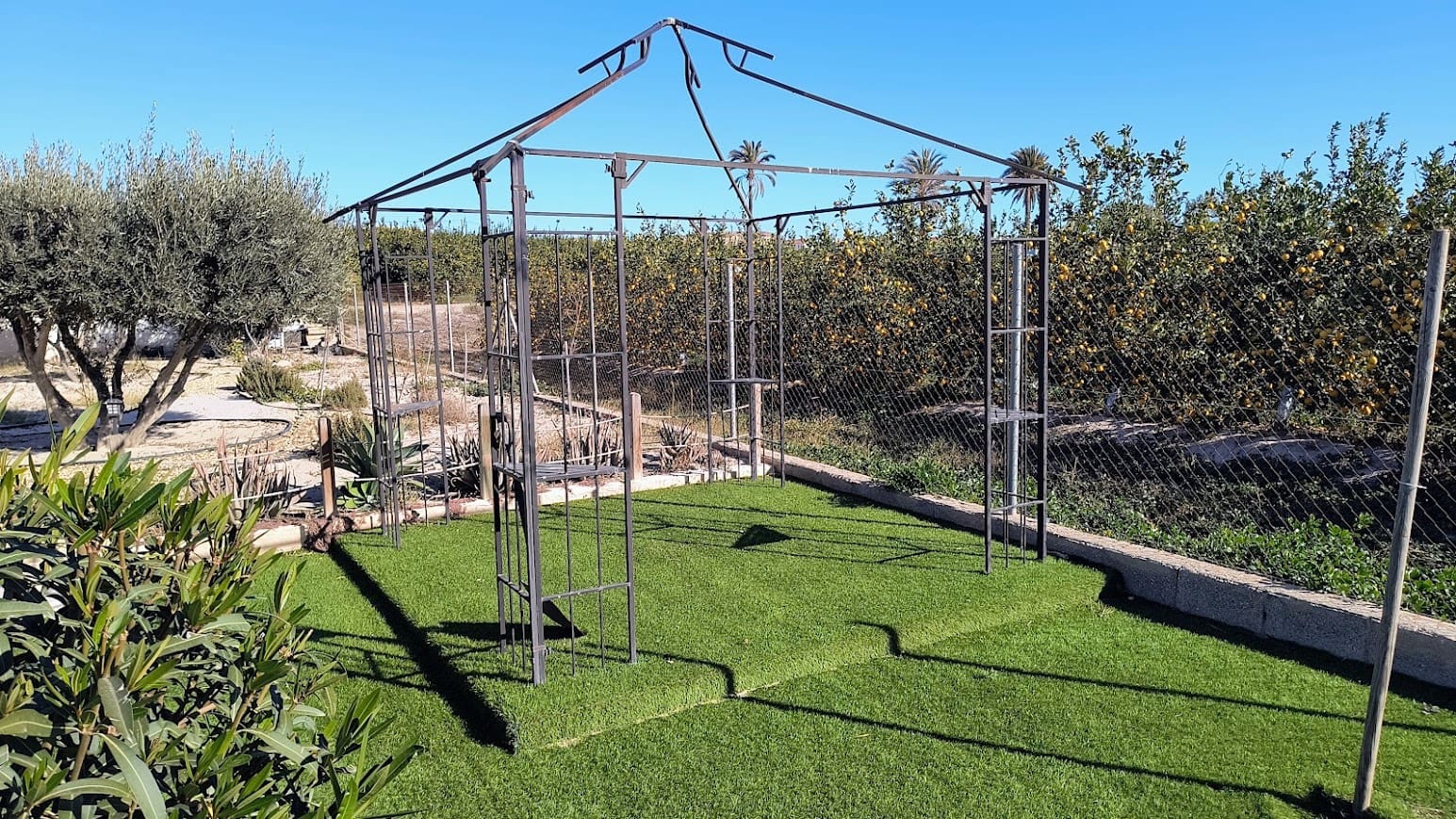 2 bedroom Villa for sale in Cuevas del Almanzora with pool garage - € 189,950 (Ref: 9547547)