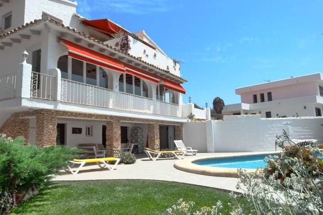 Chalet de 4 habitaciones en Moraira, Teulada-Moraira en venta con piscina garaje - 1.490.000 € (Ref: 5086856)