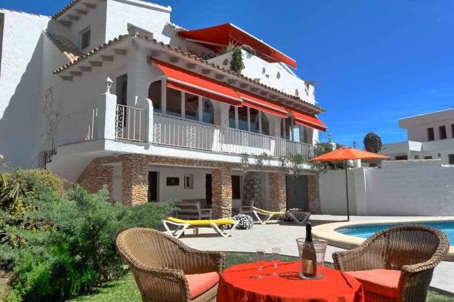 4 bedroom Villa for sale in Moraira with pool garage - € 1,490,000 (Ref: 5086856)