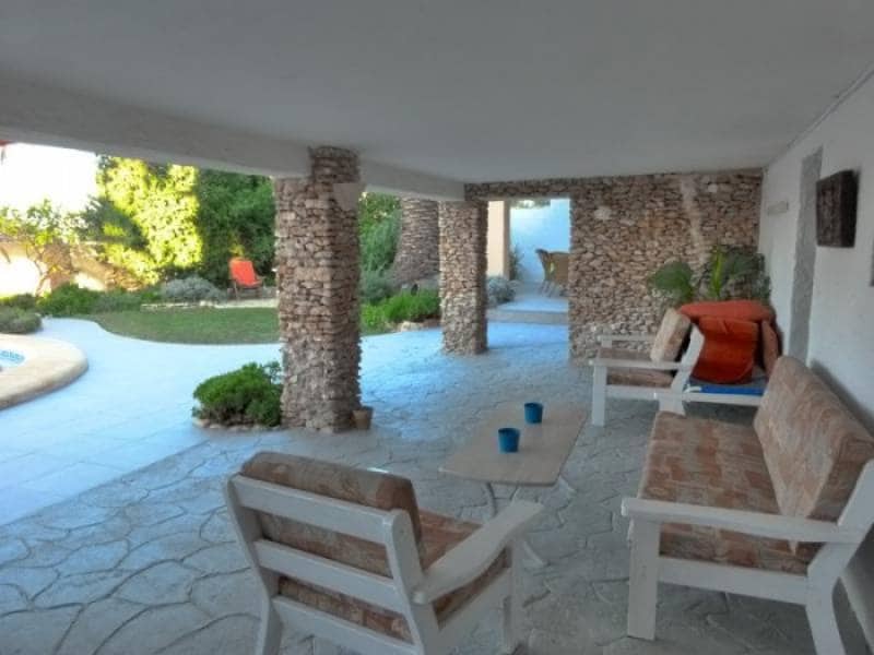 4 bedroom Villa for sale in Moraira with pool garage - € 1,490,000 (Ref: 5086856)