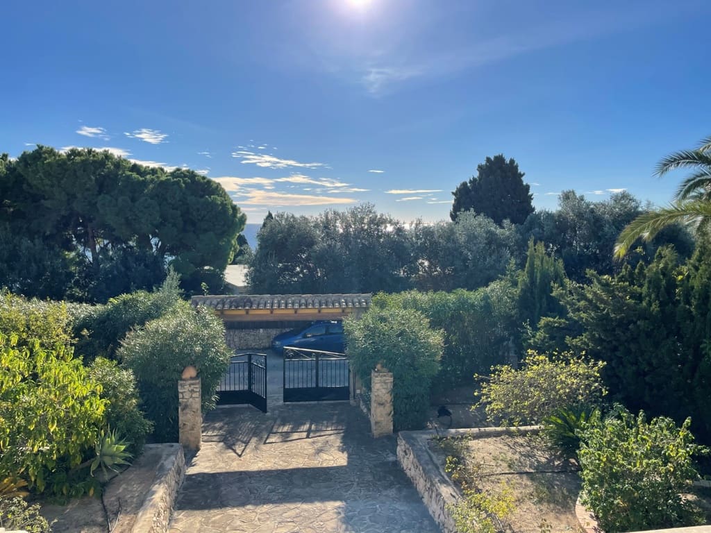 Chalet de 5 habitaciones en Calpe / Calp en venta - 925.000 € (Ref: 7323382)