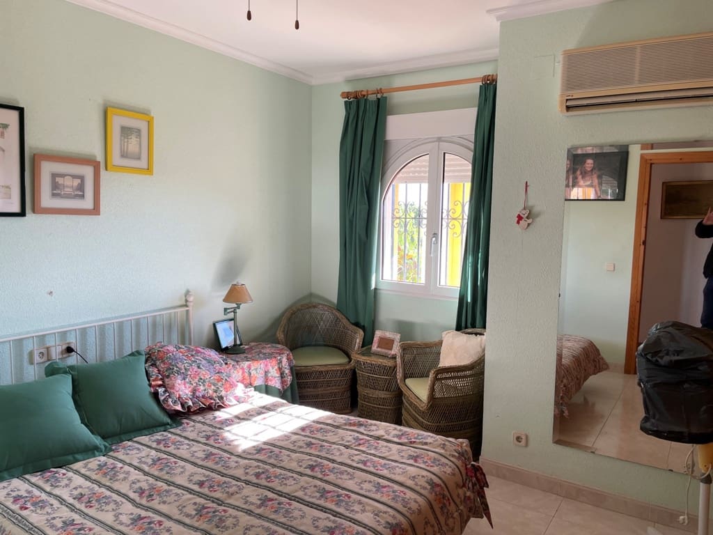 Chalet de 5 habitaciones en Calpe / Calp en venta - 925.000 € (Ref: 7323382)