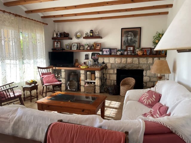 Chalet de 5 habitaciones en Calpe / Calp en venta - 925.000 € (Ref: 7323382)