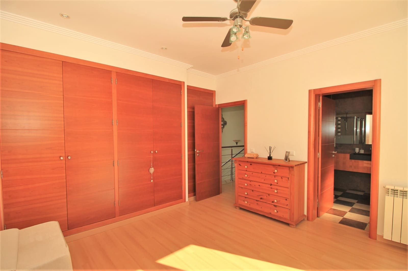 6 Zimmer Villa zu verkaufen in Calpe / Calp mit Pool Garage - 790.000 € (Ref: 7380982)