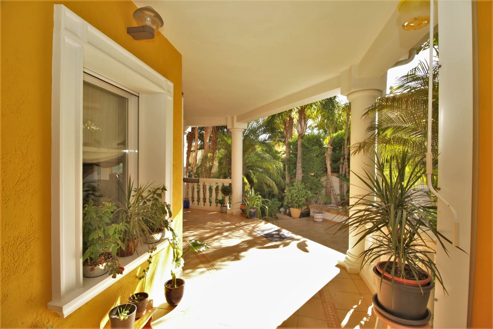 6 Zimmer Villa zu verkaufen in Calpe / Calp mit Pool Garage - 790.000 € (Ref: 7380982)